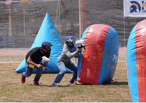 高市社教館攜手漆彈推廣協會、教育局家教中心 首站前進六龜高中推廣原民漆彈運動